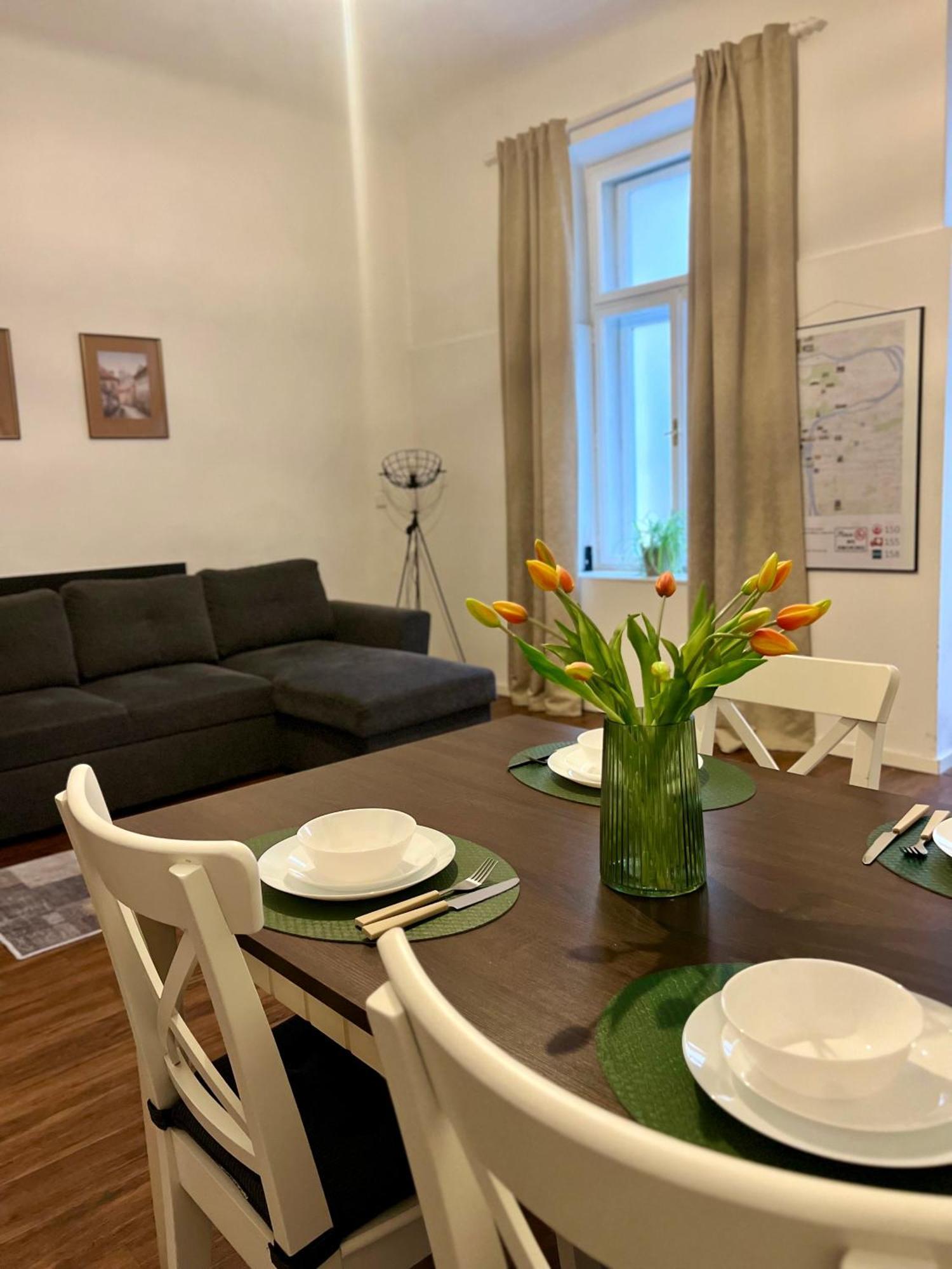 Lovely Prague Havanska - With Free Parking Exterior photo